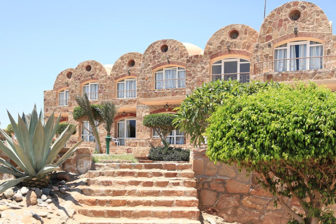 Pensee Royal Garden Beach Resort El Qoseir Luaran gambar