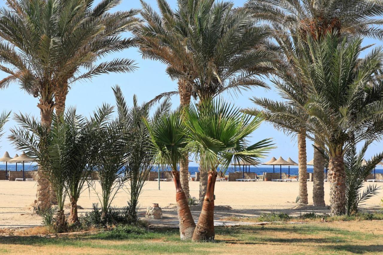 Pensee Royal Garden Beach Resort El Qoseir Luaran gambar