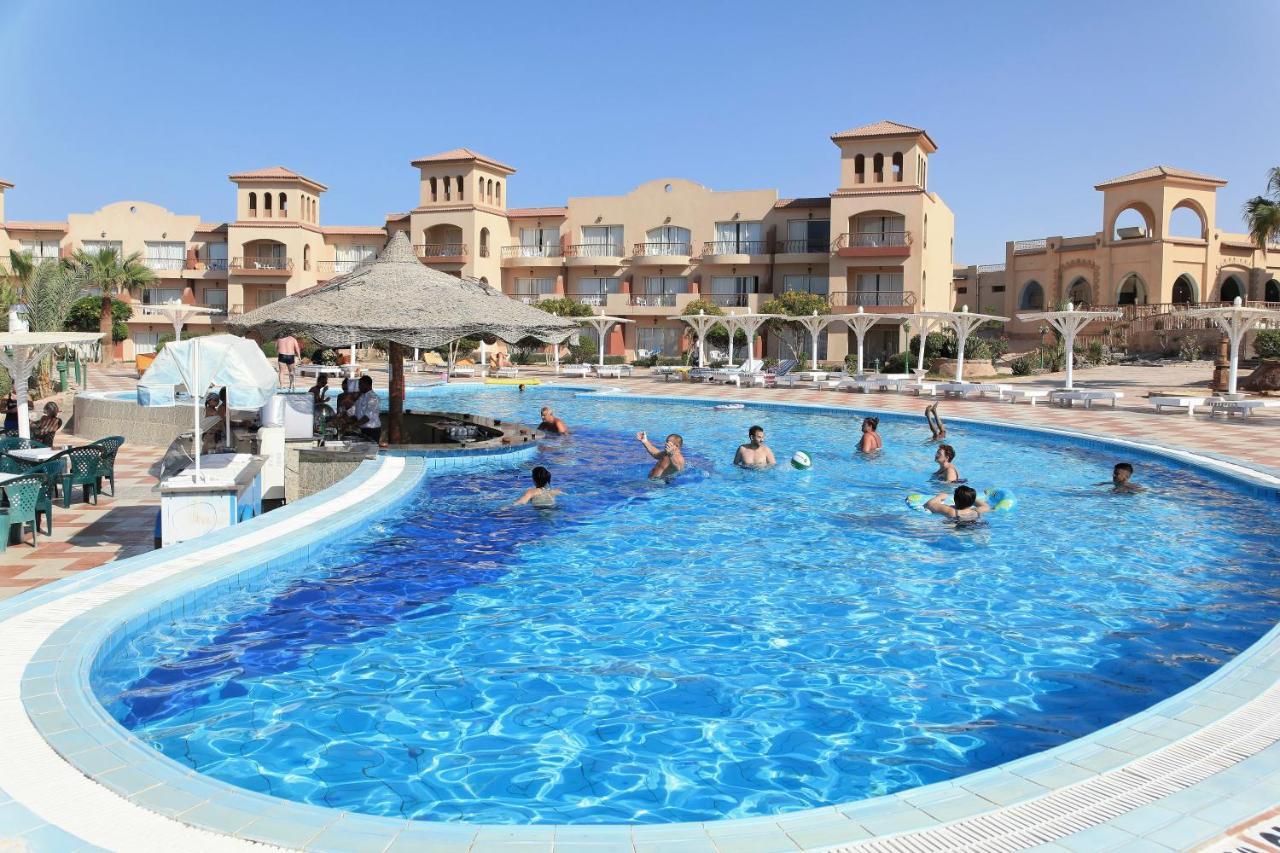 Pensee Royal Garden Beach Resort El Qoseir Luaran gambar